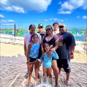 Meet your Posher, Ku'ualoha